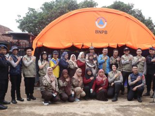 Trauma Healing Polri di SDN Sukapanjang: Memulihkan Semangat Anak-Anak Terdampak Longsor