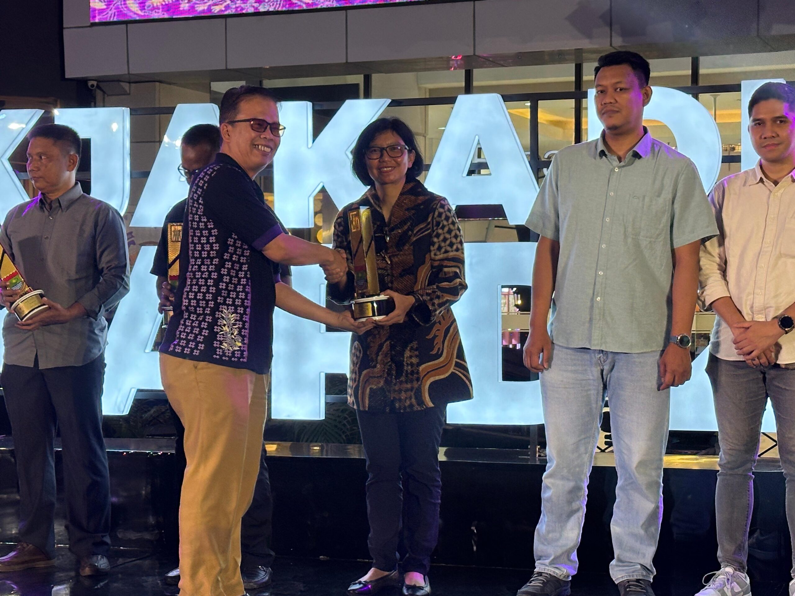 Pak Jaka Digital Award 2025: Polres Metro Tangerang Kota Raih Apresiasi Mitra Strategis Pak Jaka Digital Award 2025: Polres Metro Tangerang Kota Raih Apresiasi Mitra Strategis