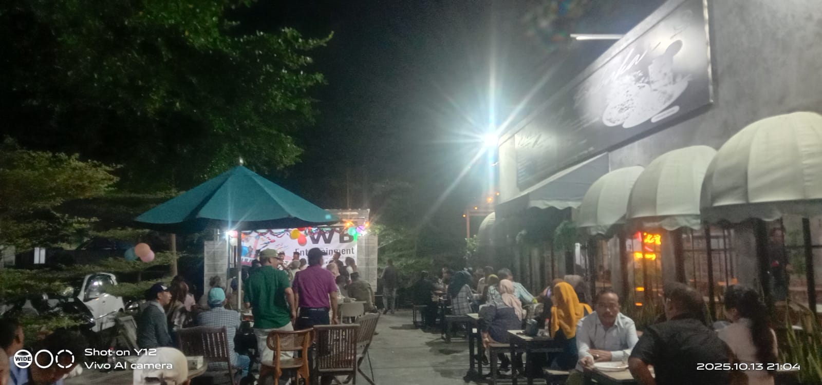 Launching Cafe WB Solusi Penuh Keakraban Tempat Santai Dan Menjalin Silahturahmi Antar Pengunjung Launching Cafe WB Solusi Penuh Keakraban Tempat Santai Dan Menjalin Silahturahmi Antar Pengunjung